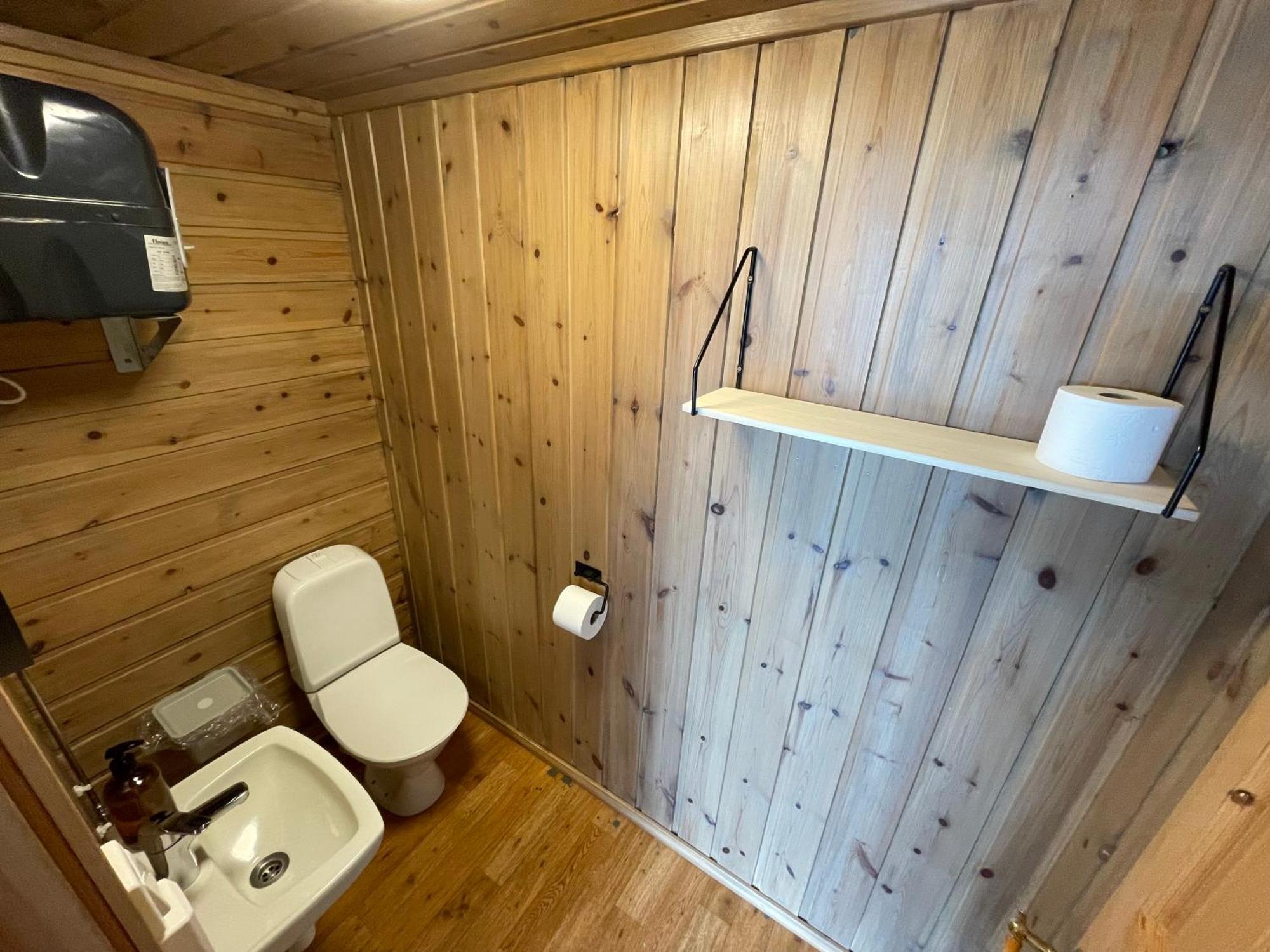 Fugelvagen, Cabins And Glamping Alvund エクステリア 写真