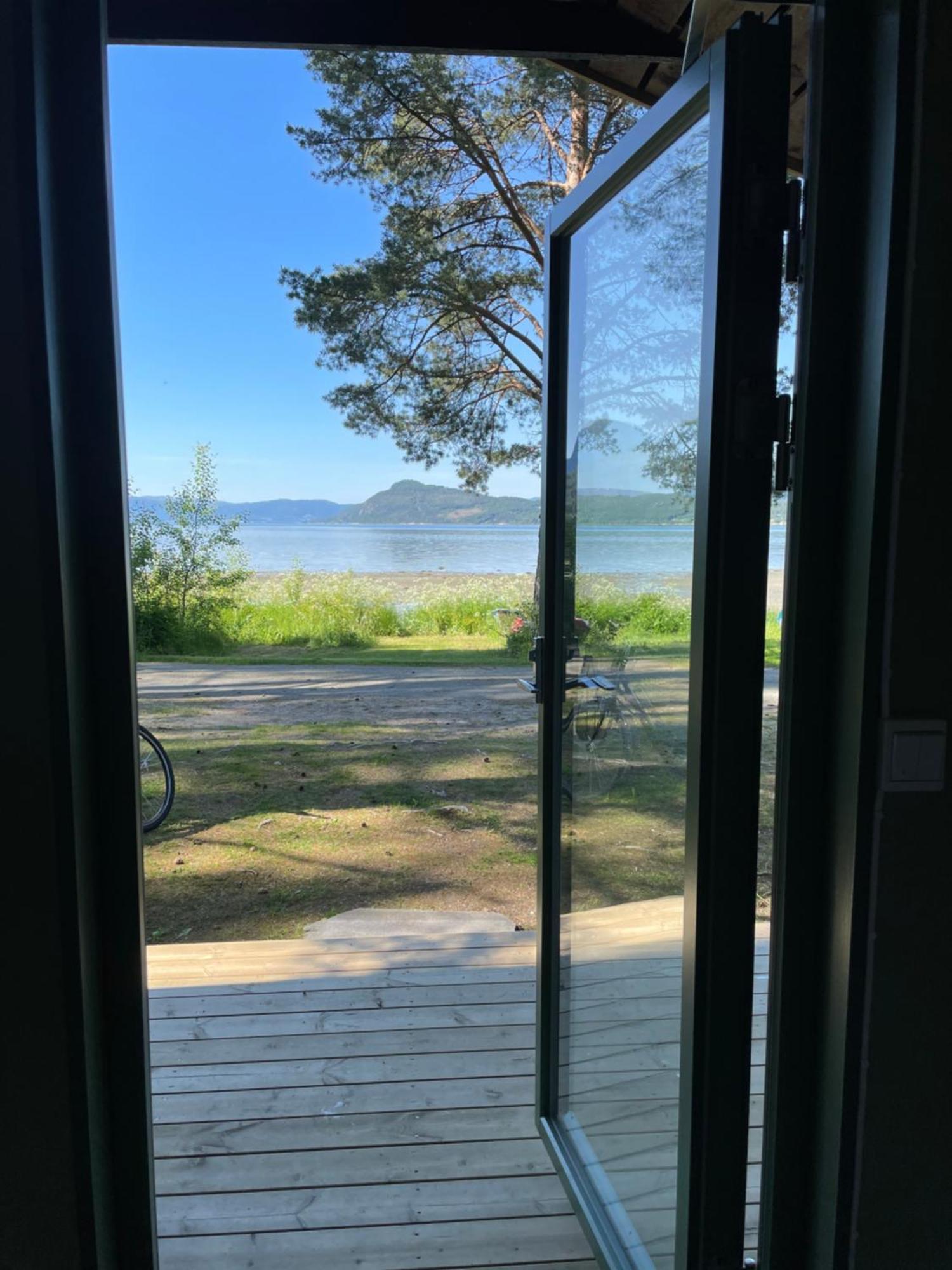 Fugelvagen, Cabins And Glamping Alvund エクステリア 写真