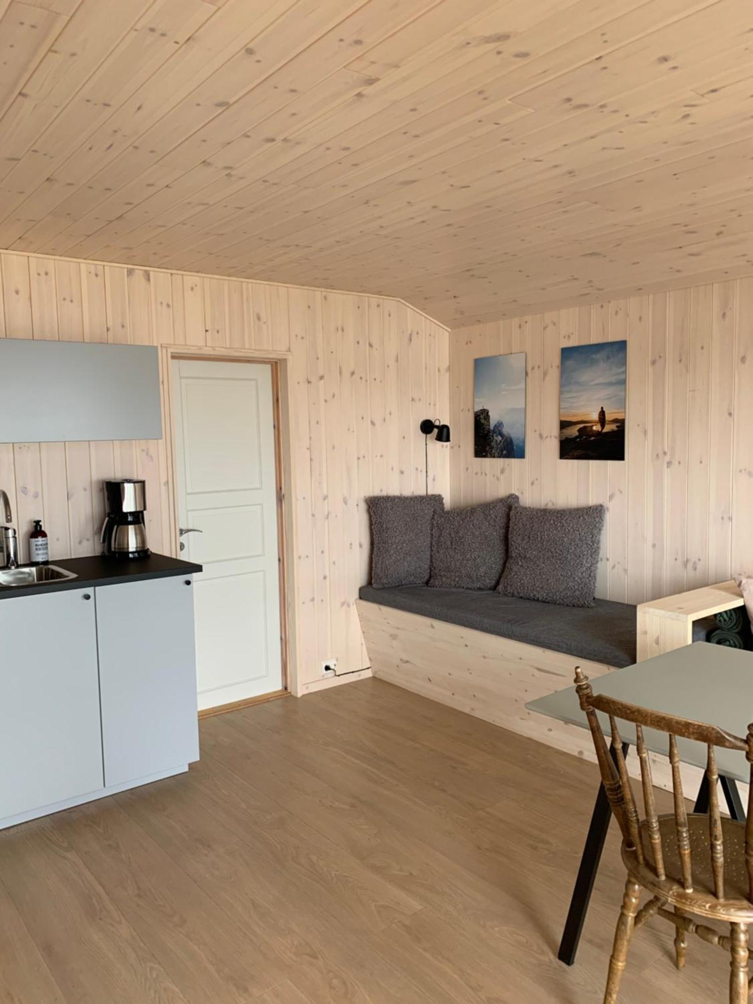 Fugelvagen, Cabins And Glamping Alvund エクステリア 写真