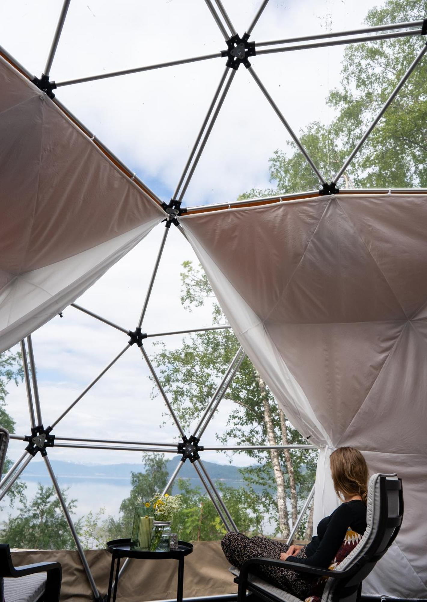 Fugelvagen, Cabins And Glamping Alvund エクステリア 写真